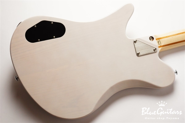 Supreme Collection Stormbreaker Bass - White Blonde #21100